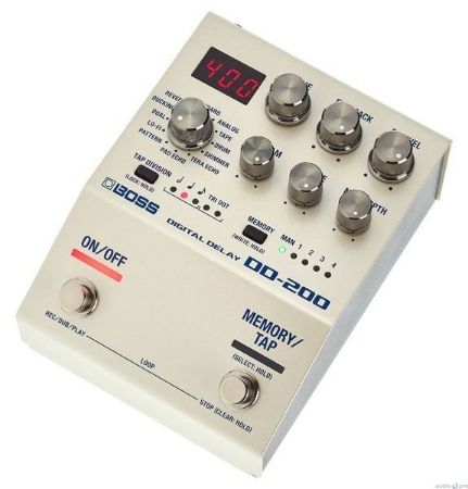 BOSS EFEKT DD-200 DIGITAL DELAY